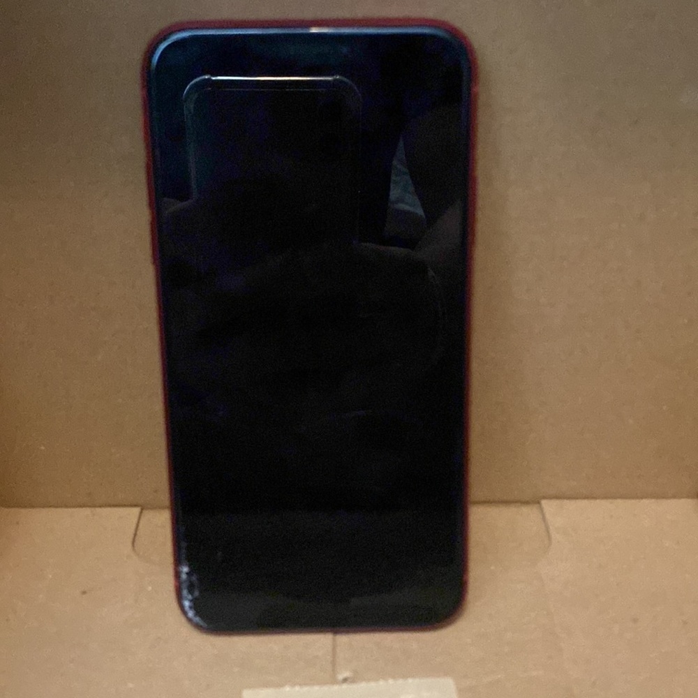 red iphone xr 64gb